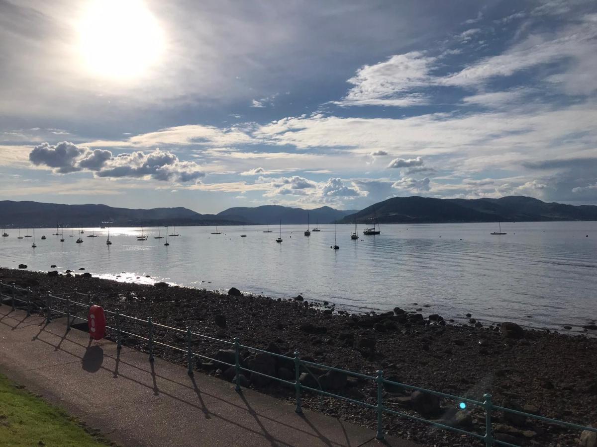 Beautiful 3-Bed Apartment In Gourock Exteriér fotografie